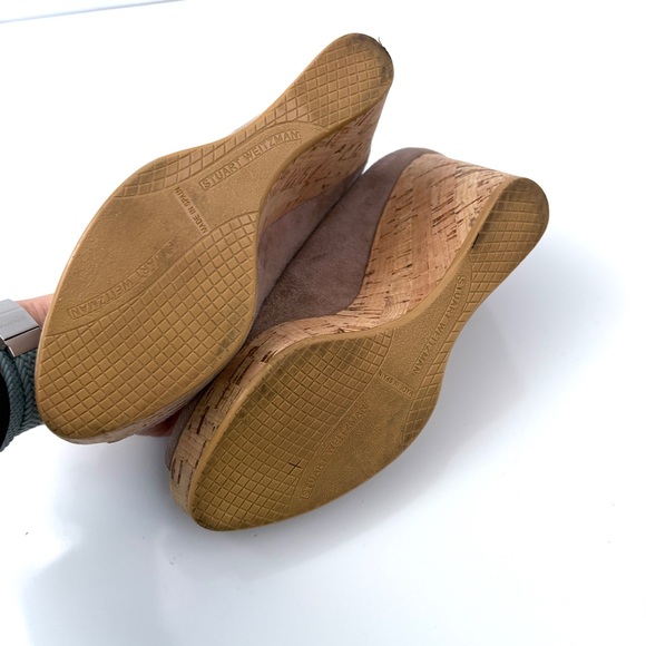 Stuart Weitzman | Beige Suede Peep Toe Cork Wedge Shoes Size 6 - Picture 8 of 8